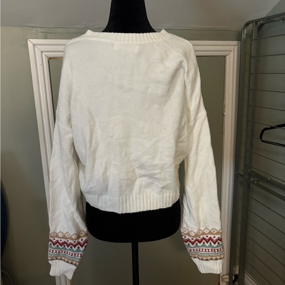 Hollister White and Red Crew Neck Sweater with Fair Isle Pattern - Picture 2 of 3